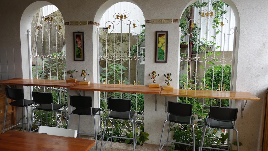 Alongs Garden Bed & Breakfast Heng-ch'un Exterior foto