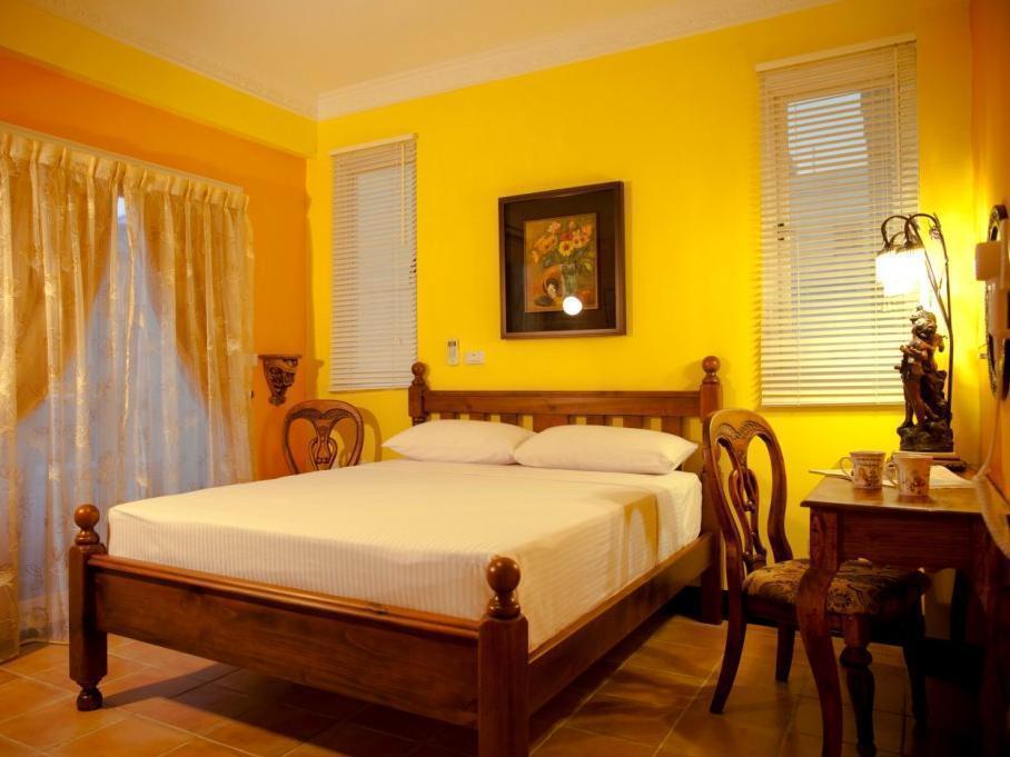 Alongs Garden Bed & Breakfast Heng-ch'un Exterior foto