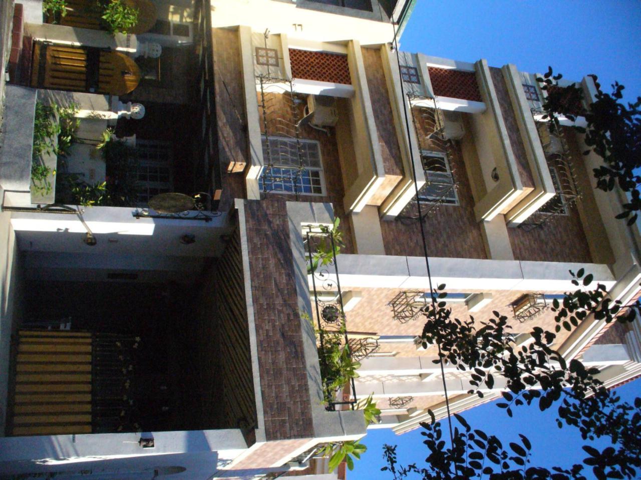Alongs Garden Bed & Breakfast Heng-ch'un Exterior foto