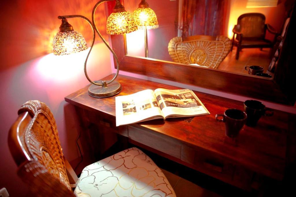 Alongs Garden Bed & Breakfast Heng-ch'un Exterior foto